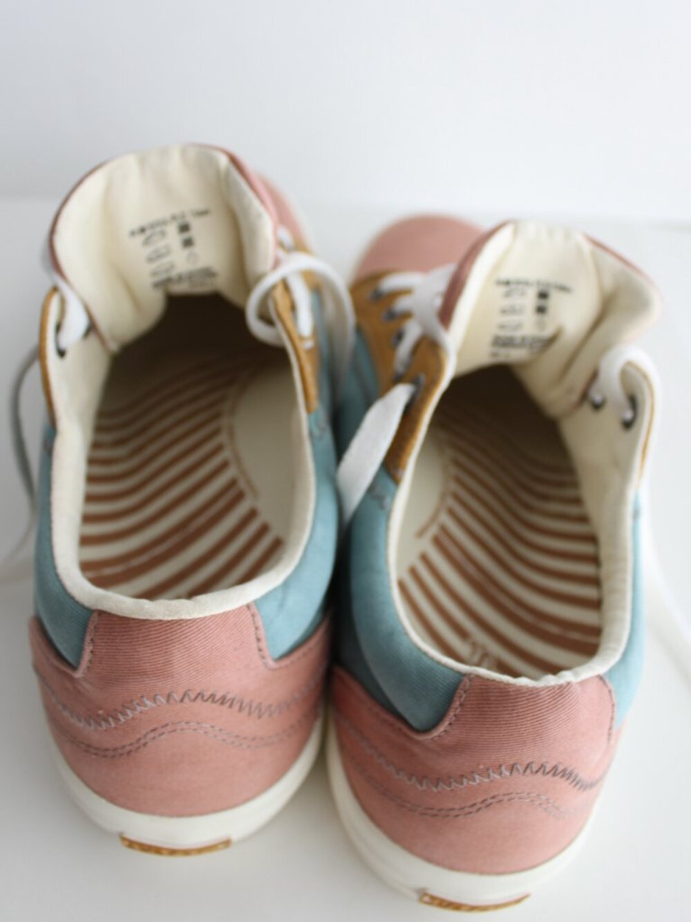 NWOT Taos Plim Soul Sneakers Size 9 - Pink Mustard Blue Comfort Canvas ✨ - Picture 9 of 9